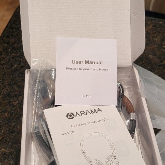 Arama USB Headset with Microphone - Picture 3 of 3